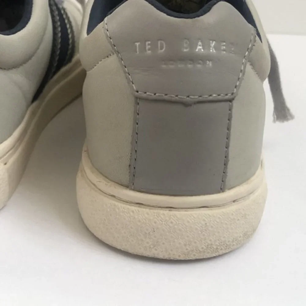 Ted Baker london Mens Leather Shoes Size 9 Light Gray Sneakers Casual.